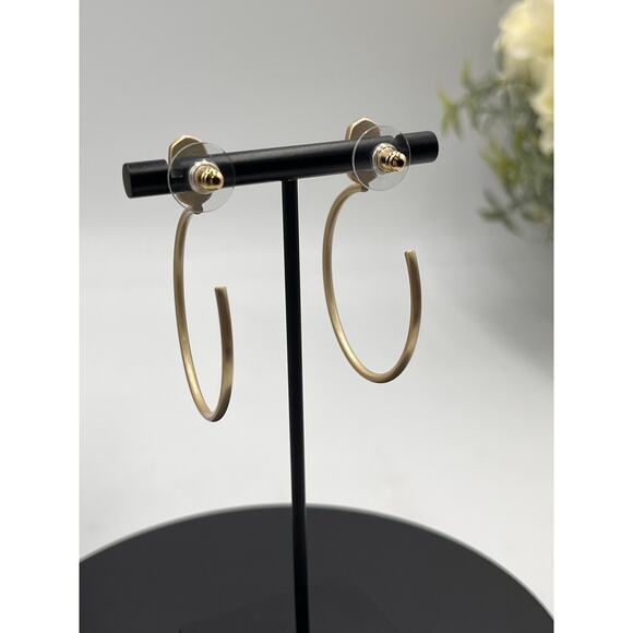 Kendra Scott Small Pepper Aqua blue illusion Hoop Brushed Gold plated Earrings - Picture 6 of 8